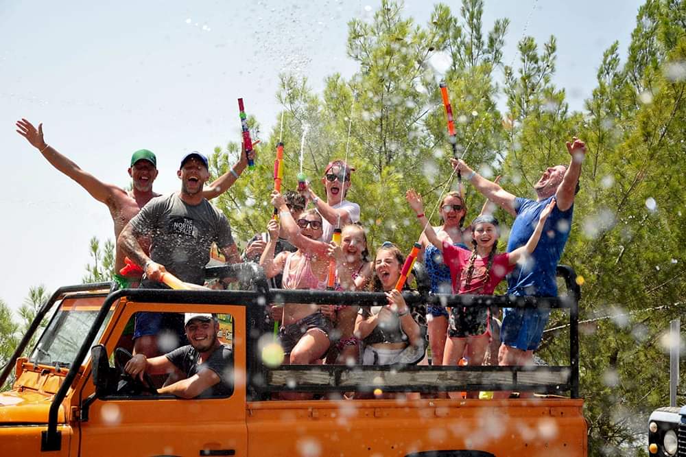 Fethiye Jeep Safari Turu Hakkında Sıkça Sorulan Sorular